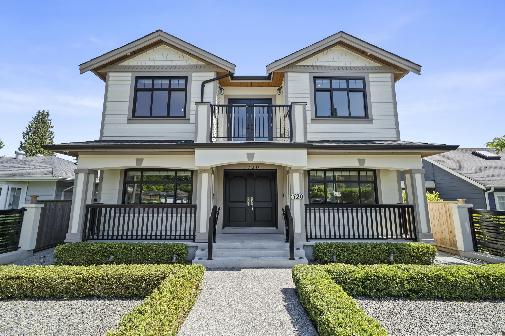 1720 Sutherland Ave, North Vancouver